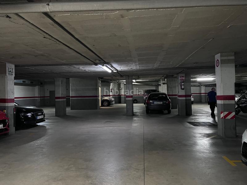 Foto afc7c4a6-0ecf-49eb-b4d9-24a6aac48c49. Aparcament cotxe a Peramàs Mataró