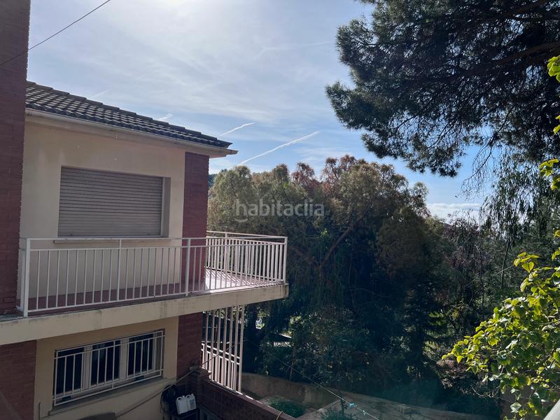 Foto e1600418-7bad-4b34-a7b9-2c1c7366a536. Casa amb xemeneia calefacció aparcament a Alella