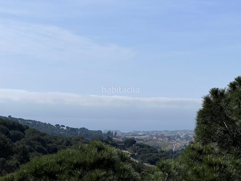 Foto f9b84ded-4031-423f-becf-57e29a383aa4. Casa amb xemeneia calefacció aparcament a Alella