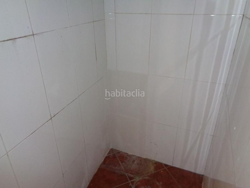 Foto 73798e3a-46a1-4282-b976-229b78d5fc42. Local comercial  en Centre-Nucli Antic Premià de Mar