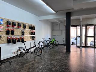 Geschäftsraum in Vilassar de Dalt. En exclusiva local comercial con posibilidad de cambio de uso a