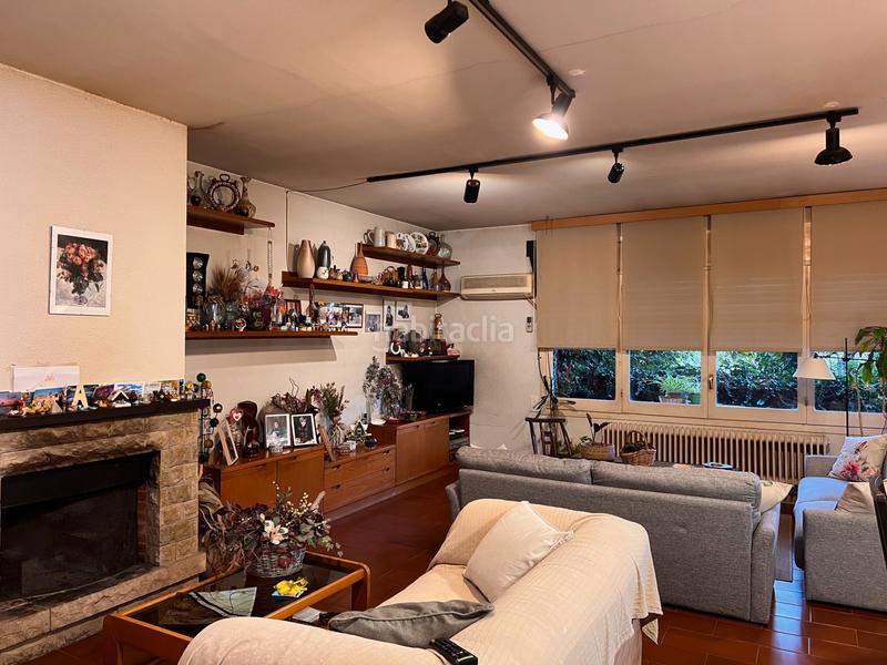 Foto d86e654f-be2a-4d1b-ad75-17b21051a42d. Casa con camino riscaldamento parcheggio in Vilassar de Dalt