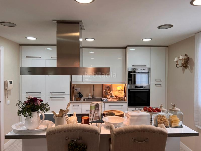 Foto 1e264002-4fc0-465c-a85f-76ab7d7524ae. Casa en exclusiva, casa a tres vientos con jardín y piscina privada en Tiana