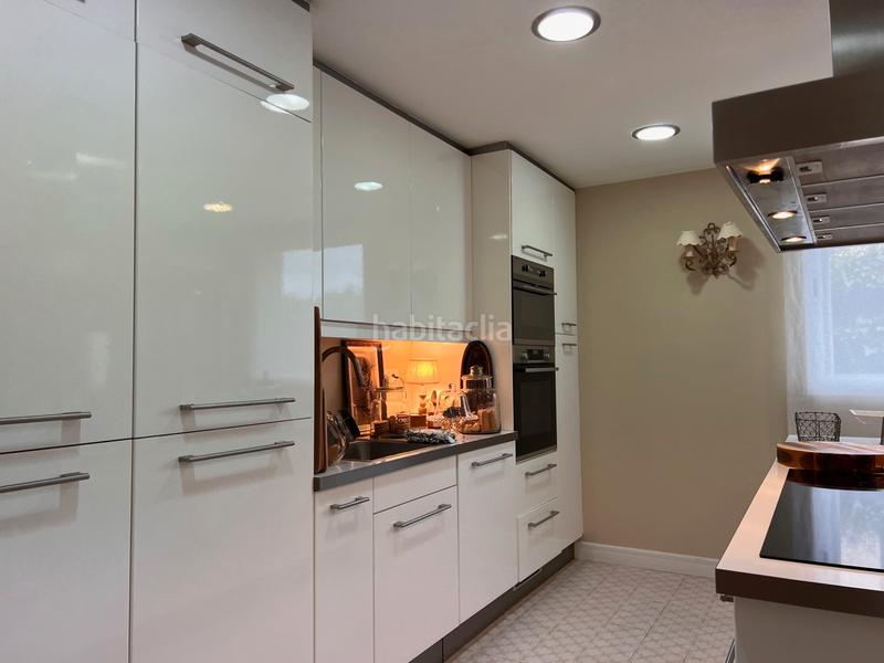 Foto 9c655617-f1b3-4cf3-894b-26bb0fbf43c5. Casa en exclusiva, casa a tres vientos con jardín y piscina privada en Tiana