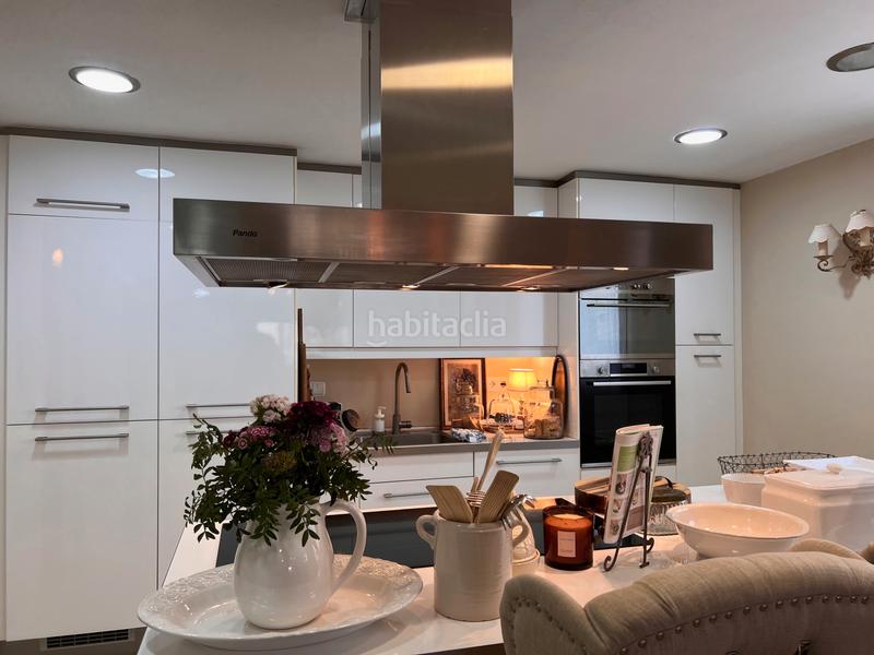 Foto b8111cf1-8f3f-4f9c-b4b1-906c0cb82b48. Casa en exclusiva, casa a tres vientos con jardín y piscina privada en Tiana