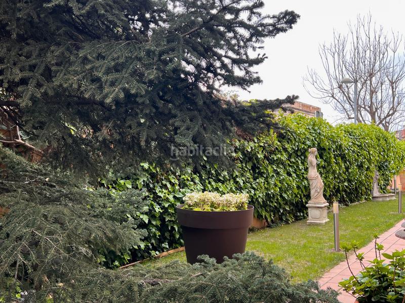 Foto d113b521-c07a-4920-9d97-a8d32f41369f. Casa en exclusiva, casa a tres vientos con jardín y piscina privada en Tiana