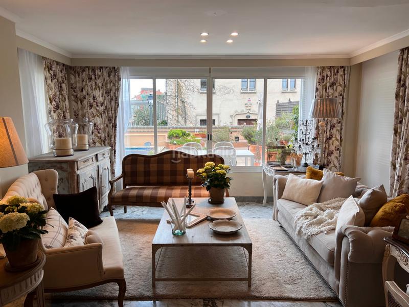 Foto ecde5fb7-735d-4cd5-87b8-2ad8afd84d8f. Casa en exclusiva, casa a tres vientos con jardín y piscina privada en Tiana
