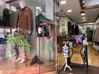 Traspaso Local Comercial  Passeig de fabra i puig. Oportunidad única de traspaso, negocio rentable