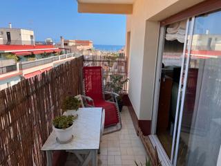 Attique à Can Farrerons. Ático a tres vientos con 4 habitaciones, terrazas y zona comunit