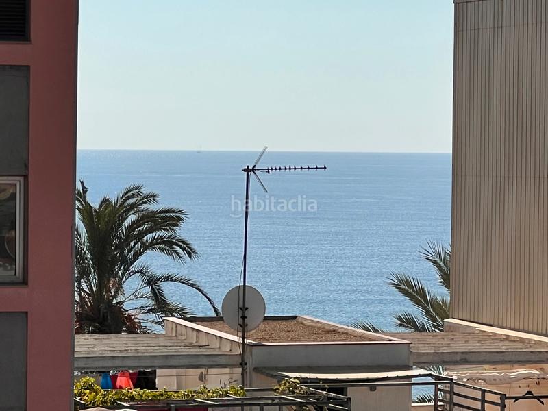 Foto 0929c17a-4c12-43be-b53c-c8023a724af7. Triplex with fireplace heating in Casagemes Badalona