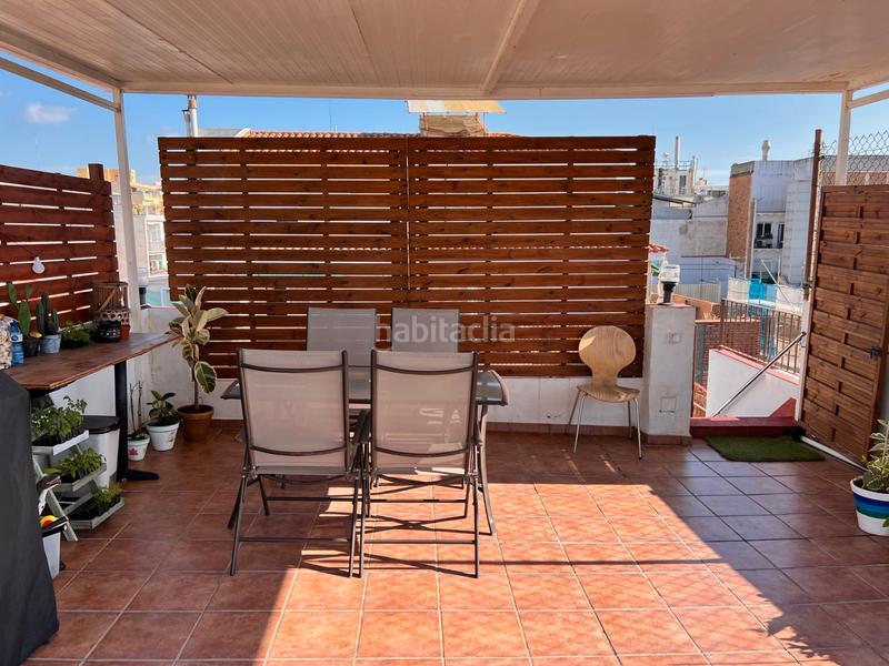 Foto 4971a480-1aa9-4cc2-9267-bc3e6b0921cd. Triplex with fireplace heating in Casagemes Badalona