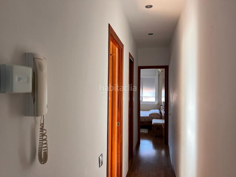 Foto e5fe47d3-a16d-4396-8340-9d5fa03c2589. Triplex with fireplace heating in Casagemes Badalona