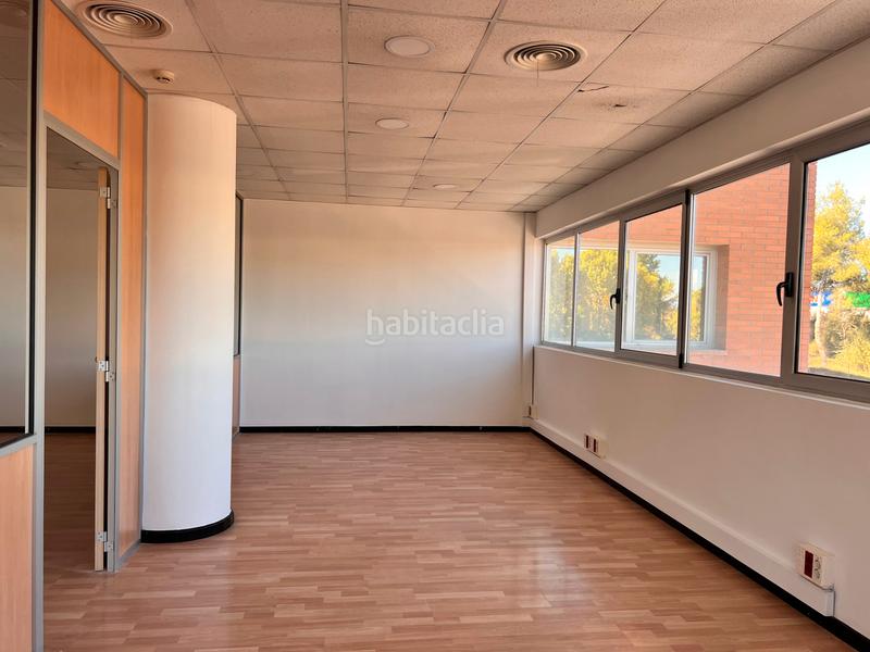 Foto d6253aa3-5fd2-4ee2-a702-6df872c90ffd. Miete büro in Can Borrell Mollet del Vallès