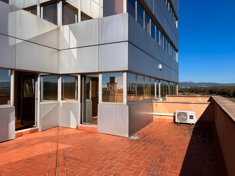 Foto 37f5a0ff-bf2c-4875-83b1-37f1ab1e822a. Rent office space in Can Borrell Mollet del Vallès