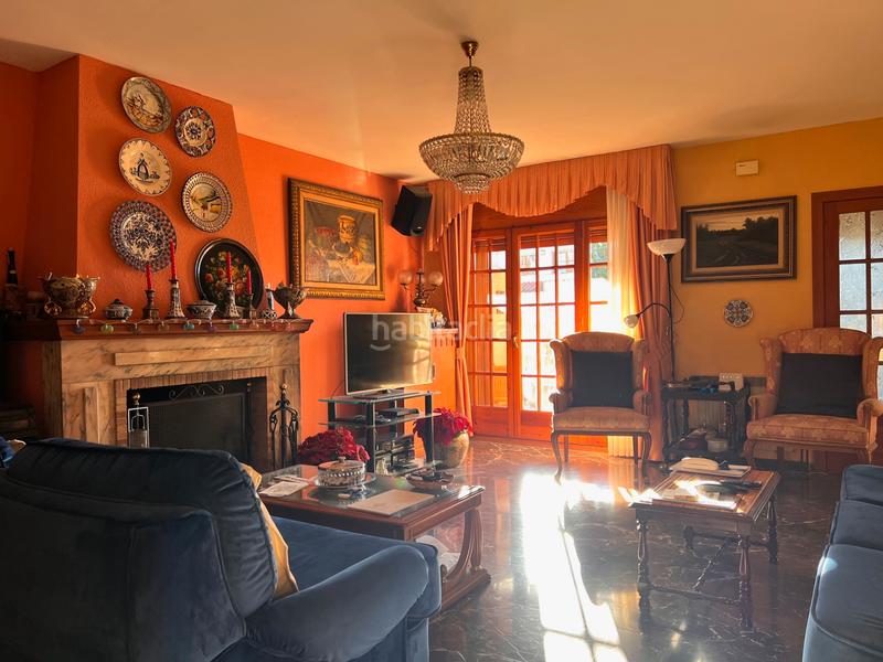 Foto 534c2172-d615-4b67-931f-a174aac26bc1. Maison jumelée avec cheminée chauffage parking piscine dans Vilassar de Dalt