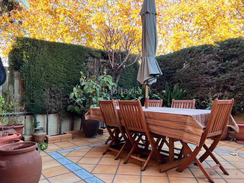 Foto 6fe35ff8-21ef-4476-acfe-7e15fc16adff. Maison jumelée avec cheminée chauffage parking piscine dans Vilassar de Dalt