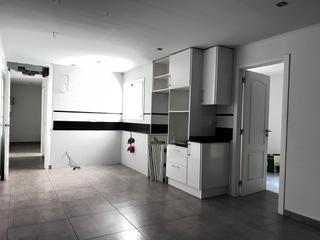 Local Comercial en Centre-Nucli Antic. Local en venta en el centro del pueblo – 50 m²