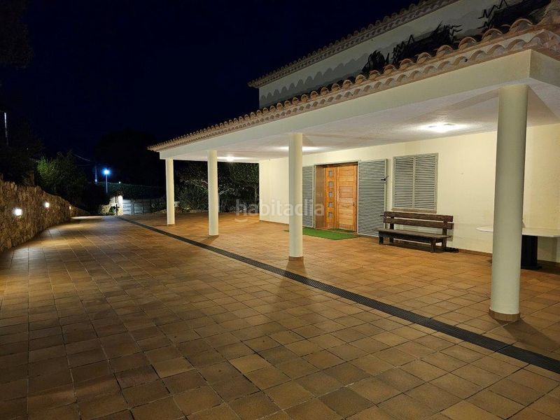 Foto 579e2aca-bbd4-4312-a86b-0fe3eef771ba. Casa amb xemeneia calefacció aparcament piscina a Tossa de Mar