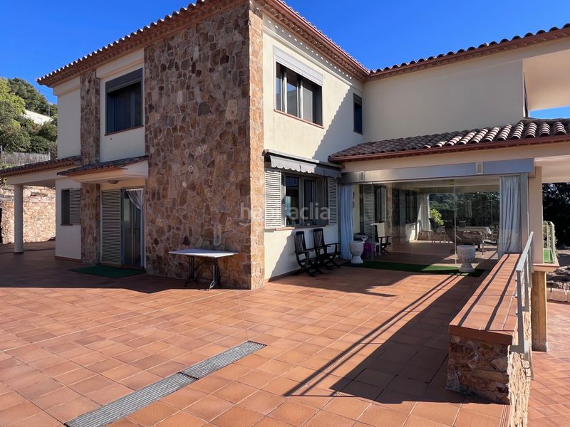 Foto 69b9932f-acd8-4180-8f67-c4659b764488. Casa amb xemeneia calefacció aparcament piscina a Tossa de Mar