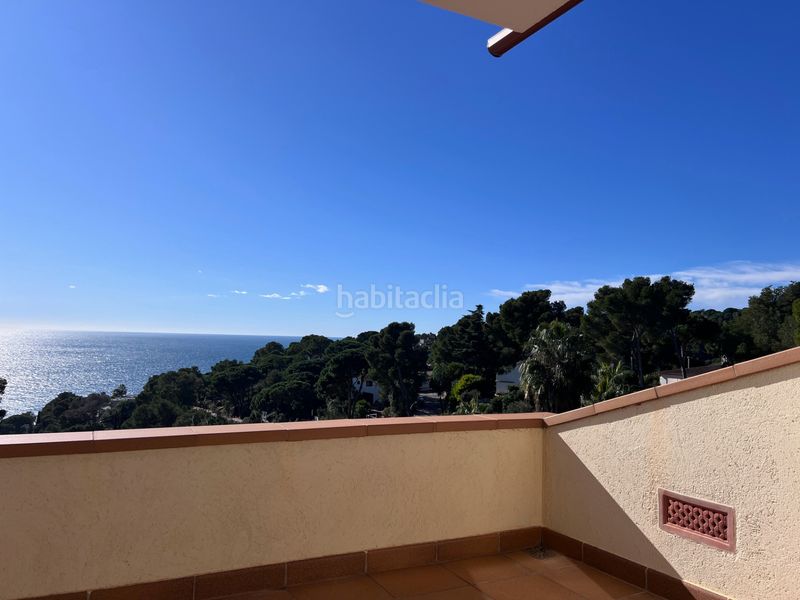 Foto 6a01d1cb-6f2f-49bb-a26c-cfe39a9e7664. Casa amb xemeneia calefacció aparcament piscina a Tossa de Mar