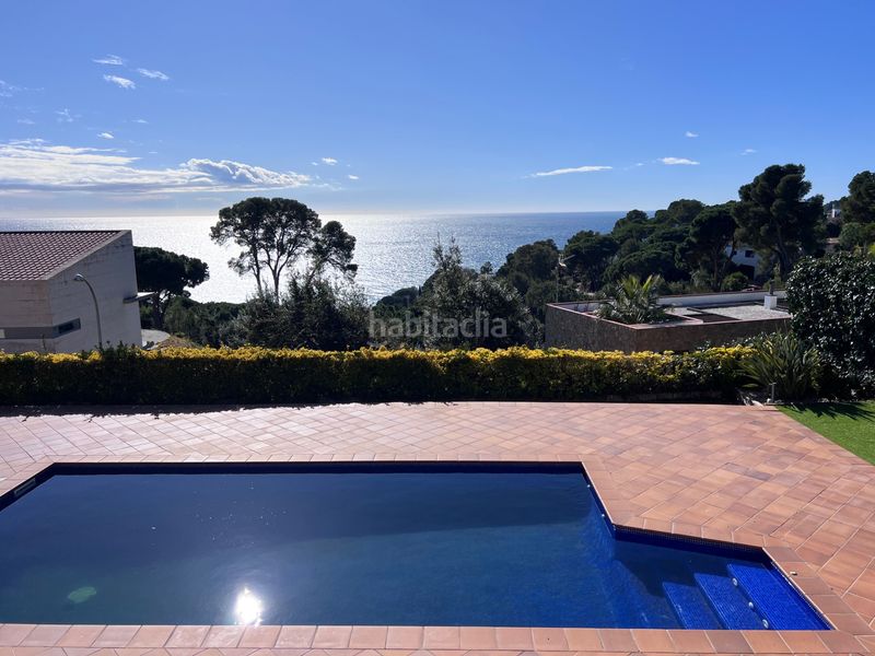Foto 75b0cd93-5910-48db-a67e-3928d30fbdeb. Casa amb xemeneia calefacció aparcament piscina a Tossa de Mar