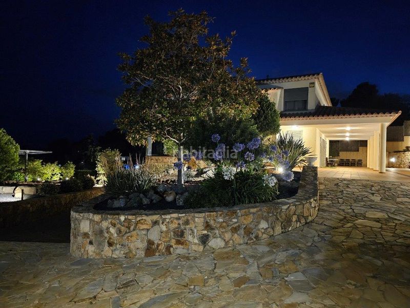 Foto 8e0942bb-349f-4931-88e5-e894940f6609. Casa amb xemeneia calefacció aparcament piscina a Tossa de Mar