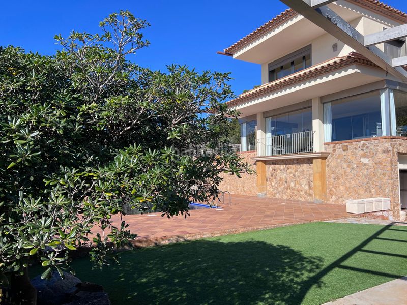 Foto b4c6a4c1-324b-4c63-9db9-18e3e19c81ae. Casa amb xemeneia calefacció aparcament piscina a Tossa de Mar