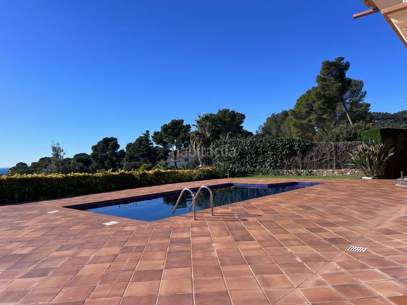 Foto f7586916-964c-4873-b461-597824c4620a. Casa amb xemeneia calefacció aparcament piscina a Tossa de Mar