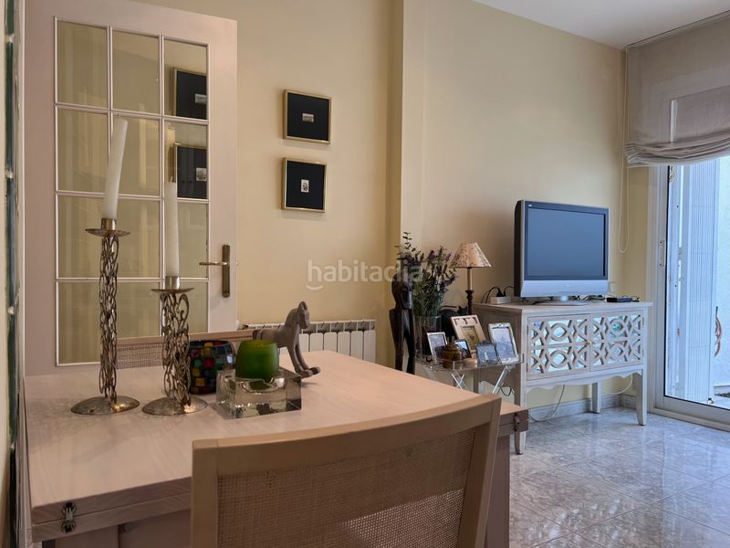 Foto f0fe1037-45e4-4964-9306-8687a123a927. Casa amb calefacció a Centre Badalona
