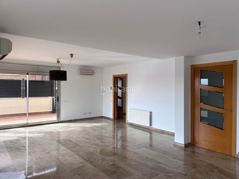 Foto a50765f4-76bc-45b5-92f3-820bc61a76dc. Lloguer casa aparellada amb calefacció aparcament piscina a Vilassar de Dalt