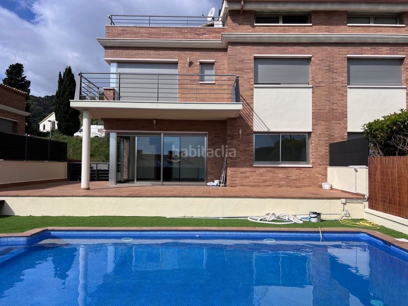 Foto b95110f2-763a-480c-9bc5-4c398b1556ef. Lloguer casa aparellada amb calefacció aparcament piscina a Vilassar de Dalt