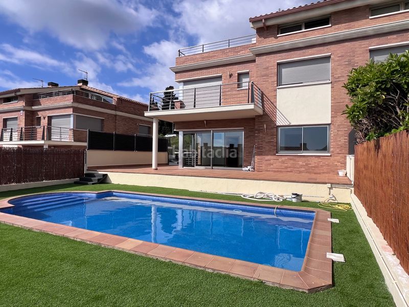 Foto c04a8224-61ec-484e-b3c4-b699544d69b2. Lloguer casa aparellada amb calefacció aparcament piscina a Vilassar de Dalt