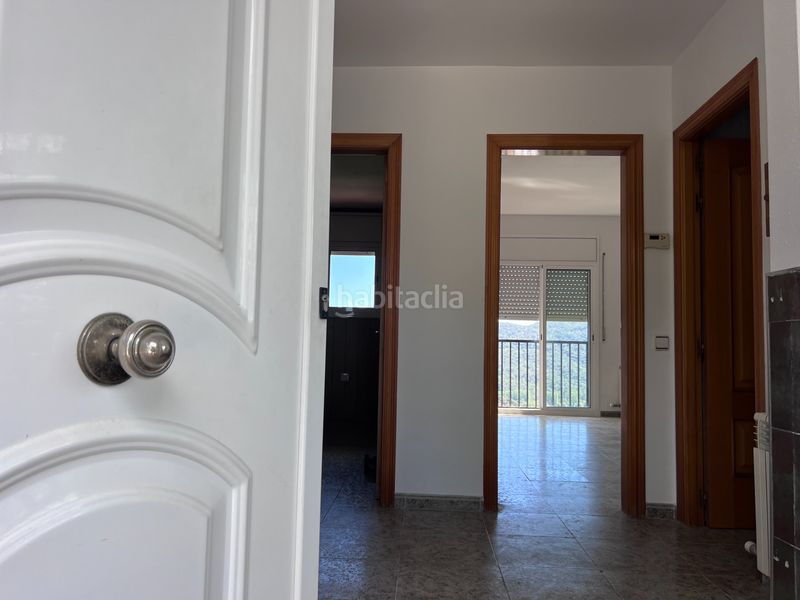 Foto 6d0f98f2-4706-4989-b35c-433dab5a3472. Casa con camino riscaldamento parcheggio piscina in Dosrius