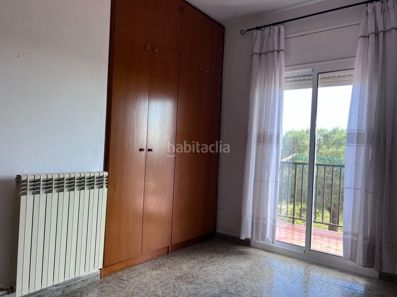Foto ca8cb155-2677-436f-ac56-9dfc1bb67a09. Casa con camino riscaldamento parcheggio piscina in Dosrius
