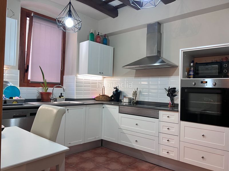Foto efab12f7-be7c-48d9-8087-fe71d0cedb10. Casa amb xemeneia a Vilassar de Dalt
