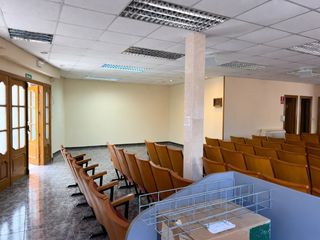 Miete Geschäftsraum  Carrer sant josep oriol. Local comercial esquinero en vilassar de dalt - amplio y luminos