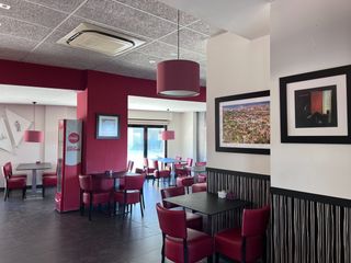 Transfer Business premise in Premià de Dalt. Traspaso de restaurante–pizzería en pleno funcionamiento