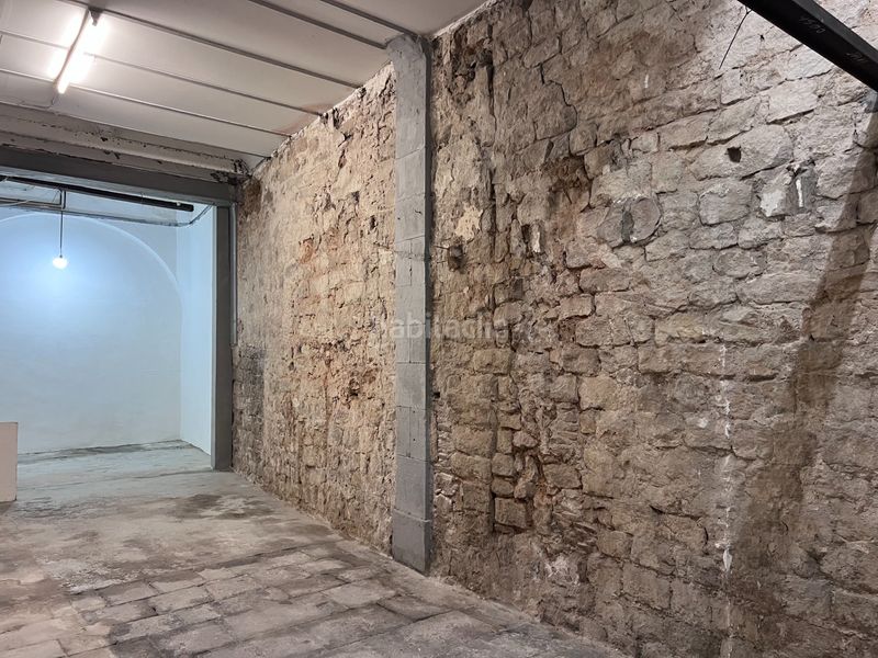 Foto 93e965bc-61b9-4b52-a8ff-0bce41301267. Local comercial a Gòtic Barcelona