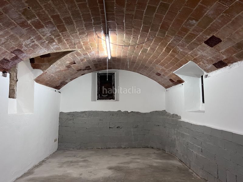 Foto aeb08361-c898-4955-8880-d33ffd9f722e. Local comercial a Gòtic Barcelona