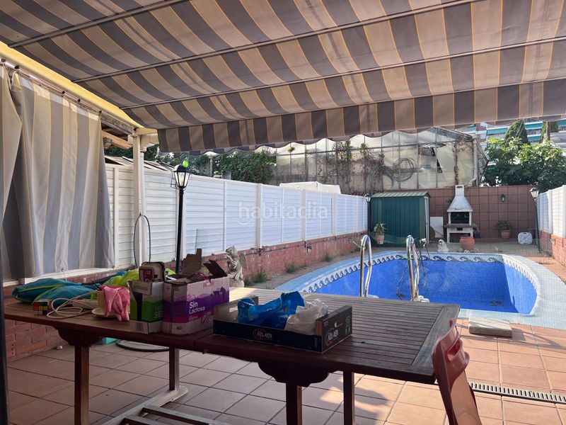 Foto 0d1f983c-fe38-44b1-8241-62eec7ea0110. Casa adossada amb xemeneia calefacció aparcament piscina a Premià de Mar
