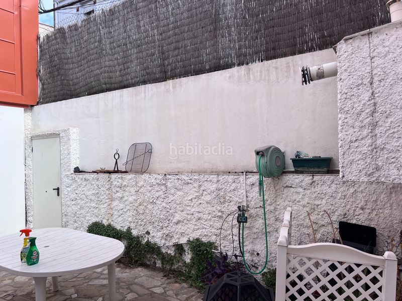 Foto 17b0eaef-0cb0-4679-910d-dfb5d4fd6181. Casa adossada amb aparcament a Sants Barcelona