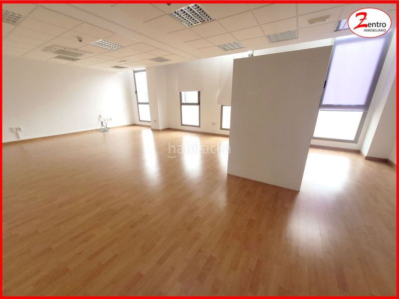 Foto 637212a8-7e25-4cf8-a4f6-c7dd63c3a672. Miete büro in calle jesús gonzález merlo 1 in Alcázar de San Juan