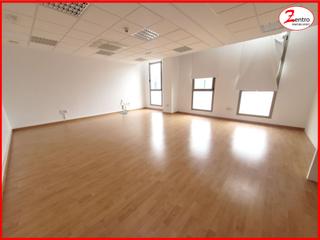Rent Office space in Calle jesús gonzález merlo 1