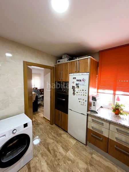 Foto c8fcd842-9a21-4156-a758-1cc1661bd034. Casa a schiera con camino in Alcázar de San Juan