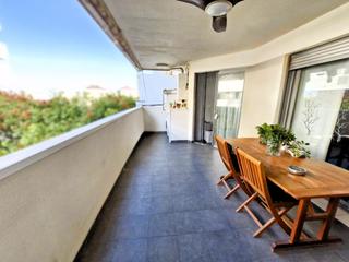 Appartement à Aldaia. Luminoso hogar  con terraza y garaje en aldaia