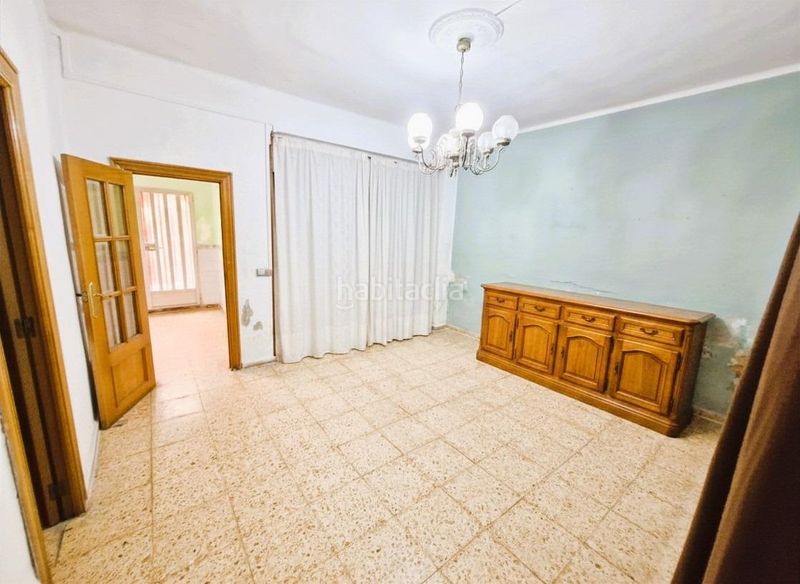 Foto b073ea55-859d-4e81-b233-a1f00476bc31. Casa a Aldaia