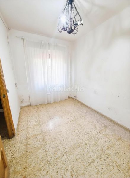 Foto bdee15ae-8c28-4efd-bd87-10fefa5ca154. Casa a Aldaia
