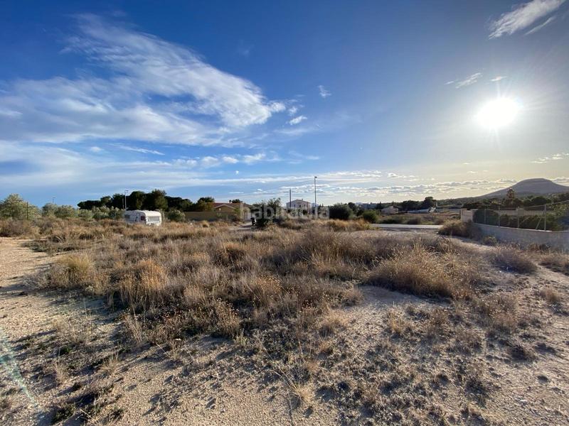 Foto 268dfeb3-290b-411e-8909-66d2729778a7. Terreno residencial terreno en venta en calle montíboli en Alicante
