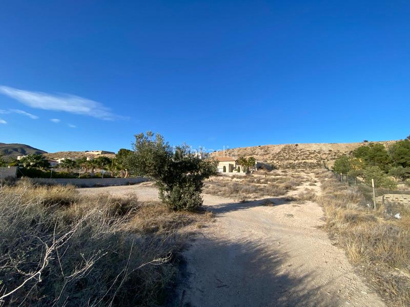 Foto 6b276185-2b0b-492f-a420-5ac2f28482d8. Terreno residencial terreno en venta en calle montíboli en Alicante