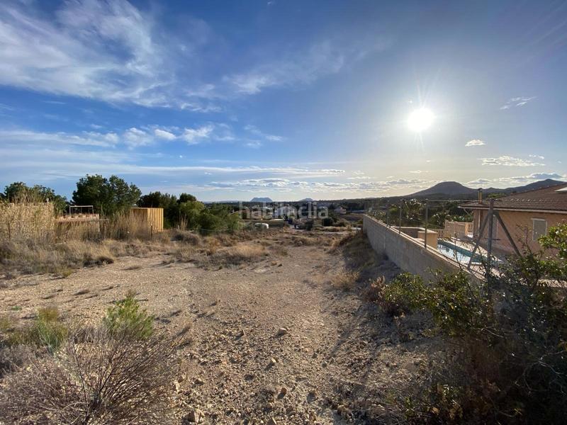 Foto 6cb54e7a-350d-46f7-ae0b-53ec0e6a57c6. Terreno residencial terreno en venta en calle montíboli en Alicante